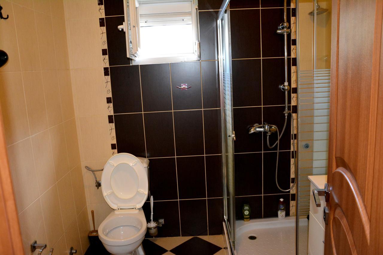Montenegro Hostel B&B Podgorica Bagian luar foto