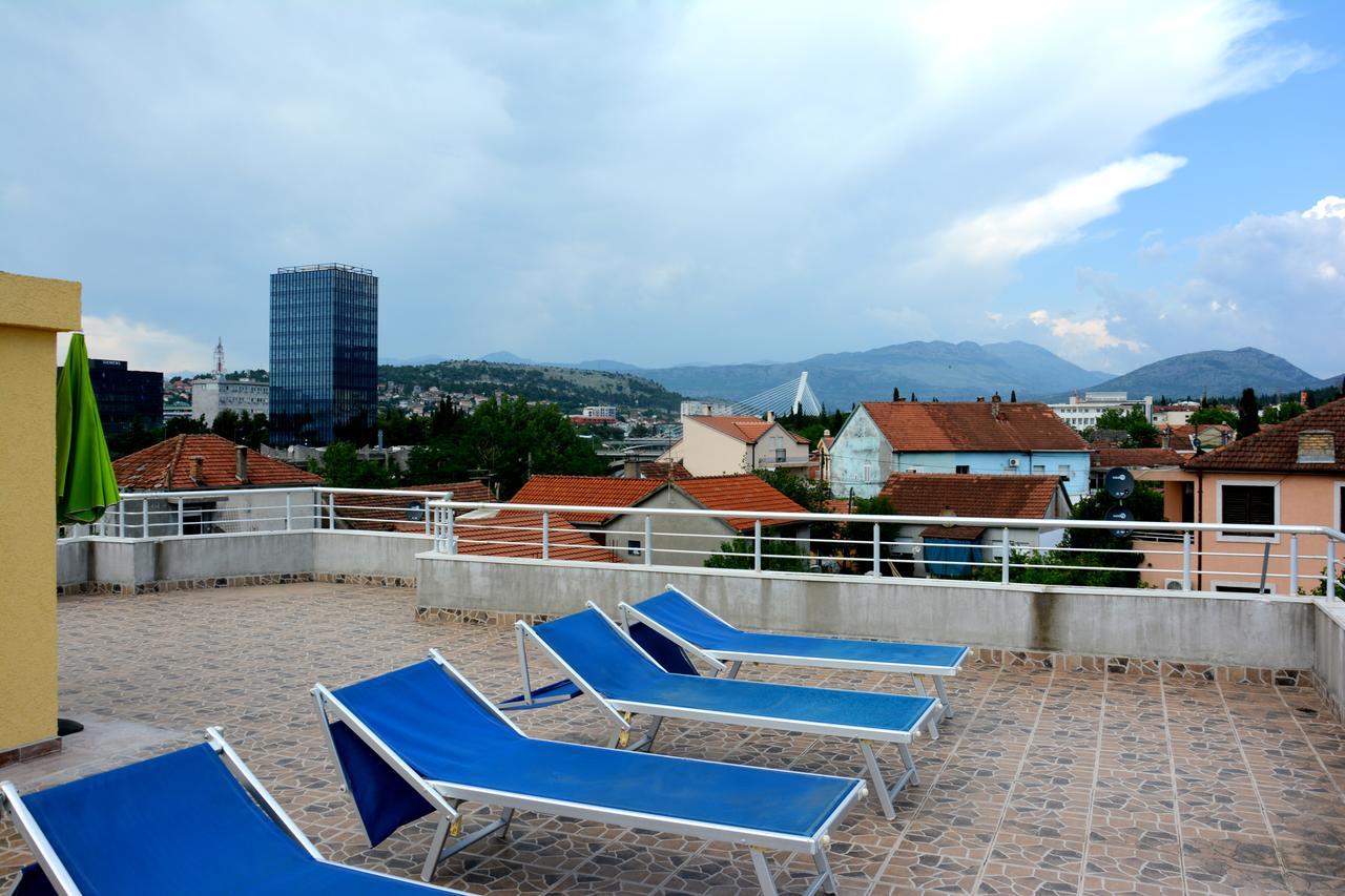 Montenegro Hostel B&B Podgorica Bagian luar foto