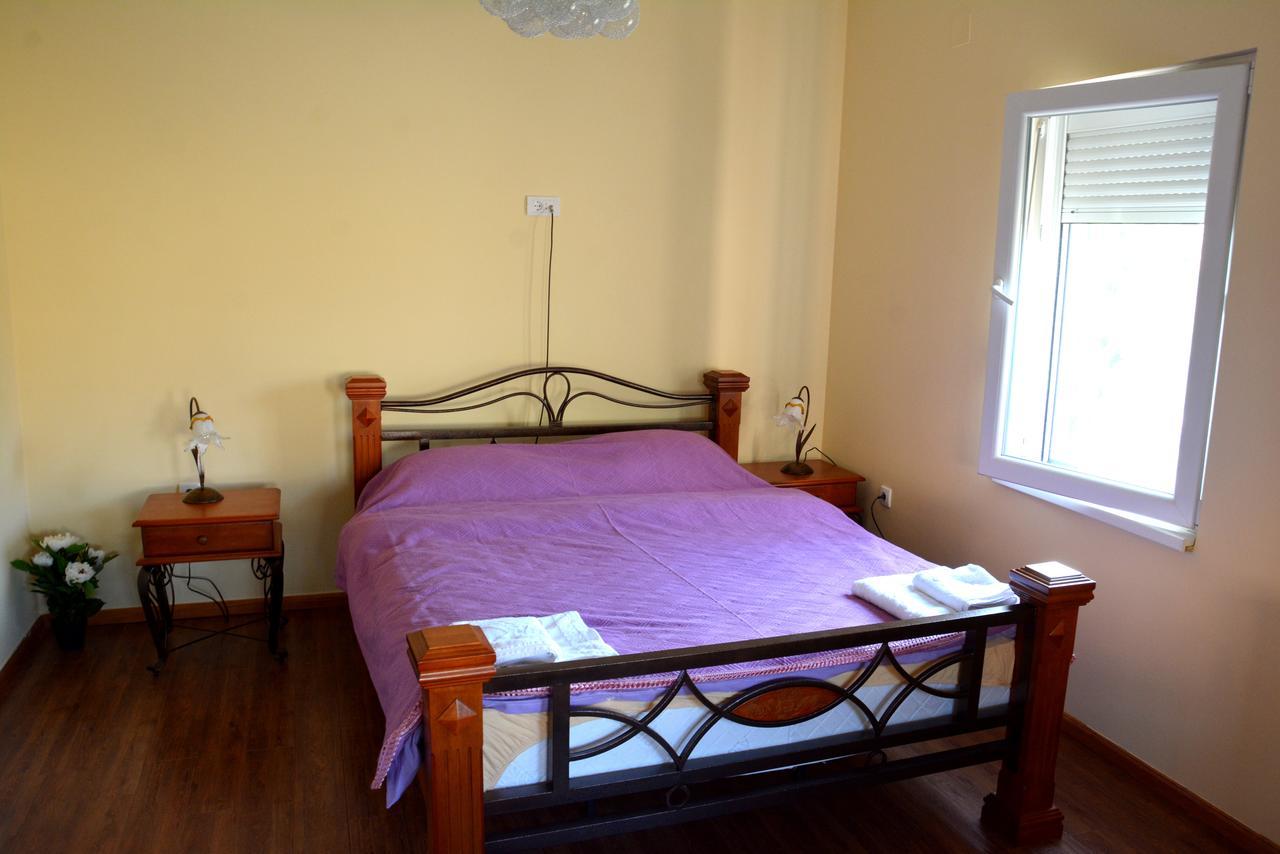 Montenegro Hostel B&B Podgorica Bagian luar foto