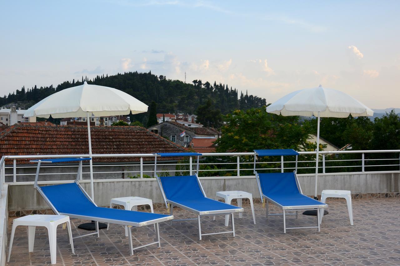 Montenegro Hostel B&B Podgorica Bagian luar foto