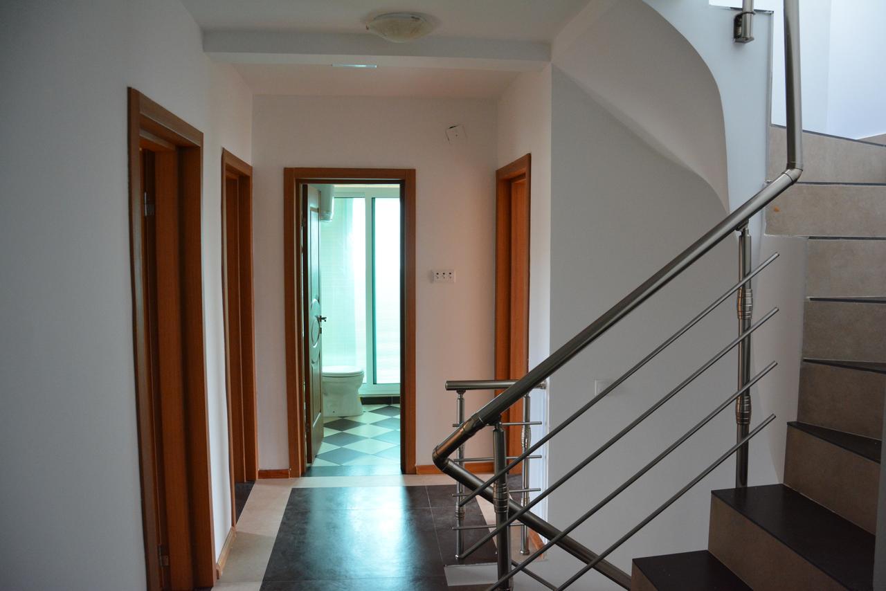 Montenegro Hostel B&B Podgorica Bagian luar foto
